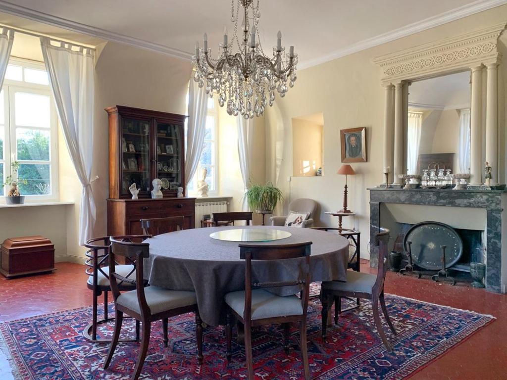 Chateau Meilhen Les Mages Bagian luar foto