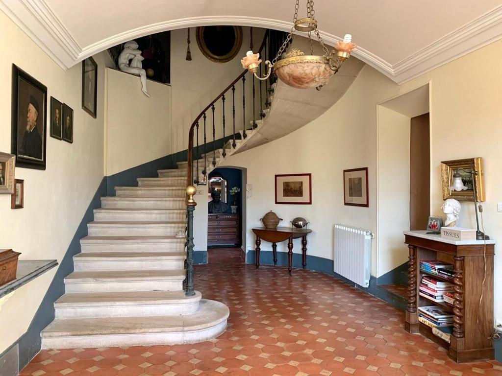 Chateau Meilhen Les Mages Bagian luar foto